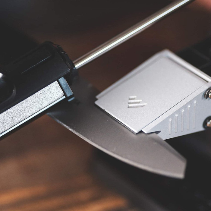 Акційний набір Work Sharp Точилка механічна The Precision Adjust Knife Sharpener WSBCHPAJ-I + Точилка механічна Micro WSEDCMCR 