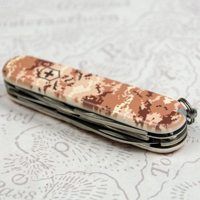 Складаний ніж Victorinox CLIMBER ARMY Піксель пісочний 1.3703.7.W3944p