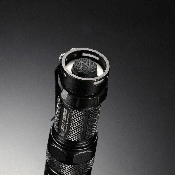 Кишеньковий ліхтар Nitecore SRT3 Defender, 550 люмен (сірий) 