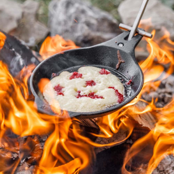 Сковорідка чавунна для багаття Petromax Cast-Iron Campfire Pan