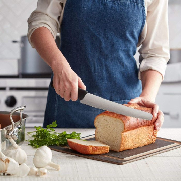 Ніж кондитерський Victorinox Swiss Classic 26см хвил чорн 6.8633.26B 