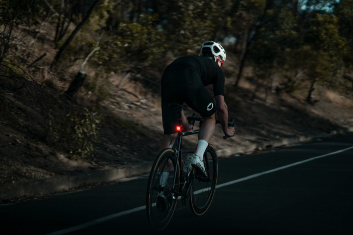 Мигалка передня Knog Blinder X Front 200 Lumens 