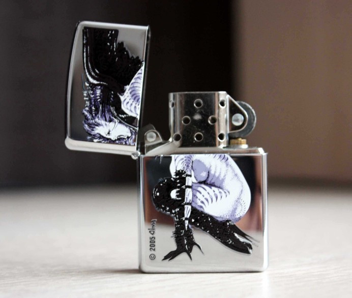 Запальничка Zippo 21001 