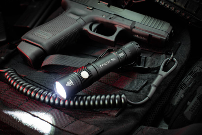 Ліхтар Cyansky P20 SST40 