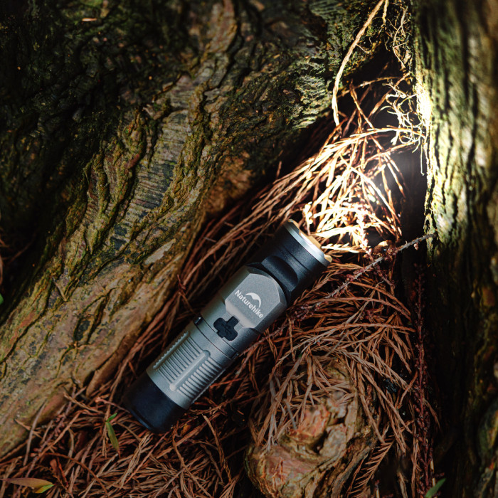 Ліхтар з кліпсою Naturehike CNK2450ZM013, чорно-сірий 