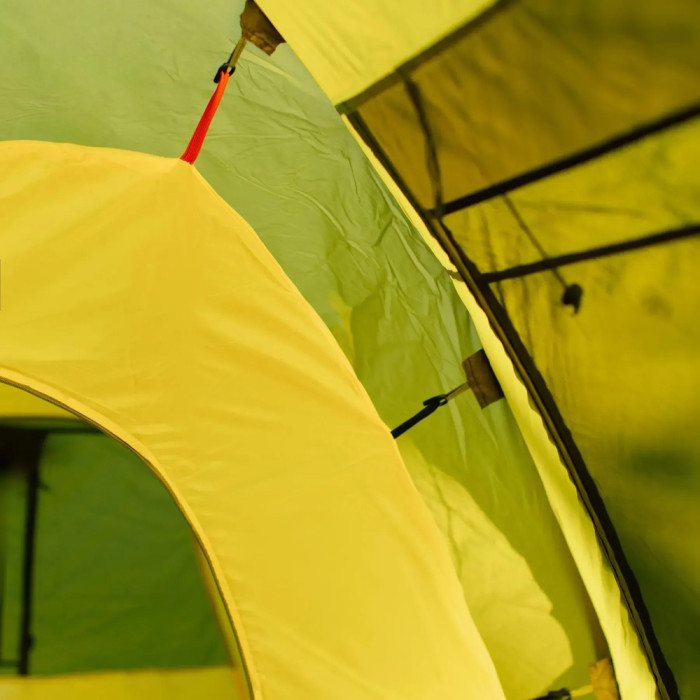 Намет Tramp Brest 4 (V3) UTRT-110-olive