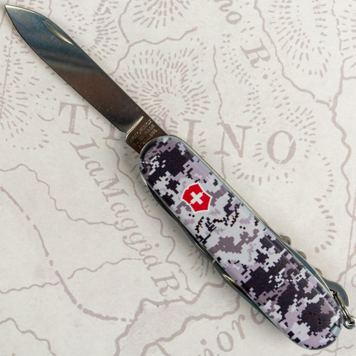 Складаний ніж Victorinox HUNTSMAN ARMY Піксель синій з черв. Лого 1.3713.3.W3943p 