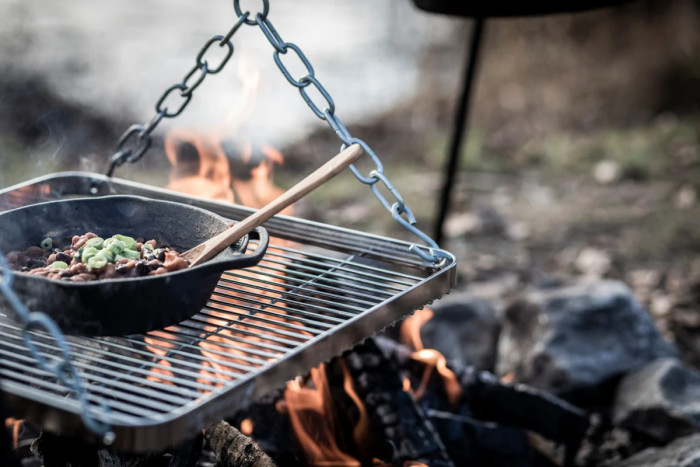 Сковорода чавунна Petromax Fire Skillet fp20h з ручками-петлями 