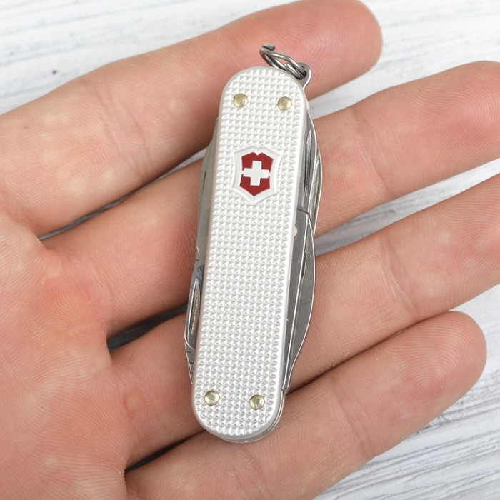 Ніж Victorinox Minichamp 0.6381.26 