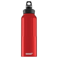 Пляшка для води SIGG WMB Traveller, 1.5 л (червона)