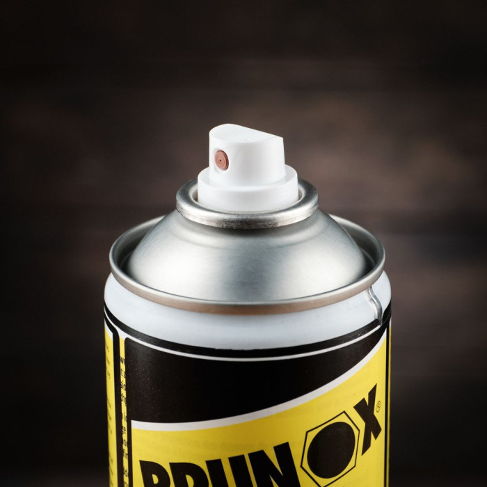 Інгібітор іржі зі стійким восковим покриттям Brunox IX 500ml 