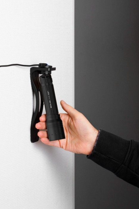 Ліхтар Ledlenser Solidline ST5R 