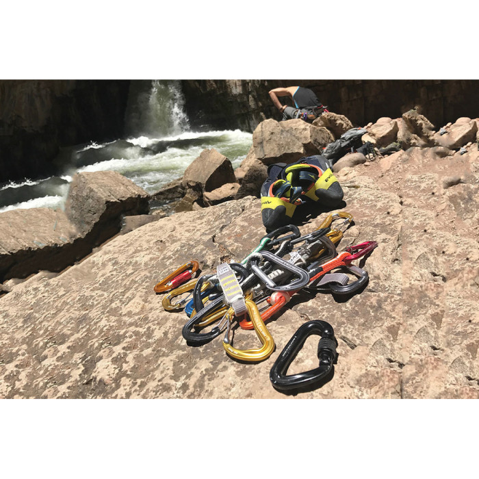 Карабін Petzl SM'D wall 