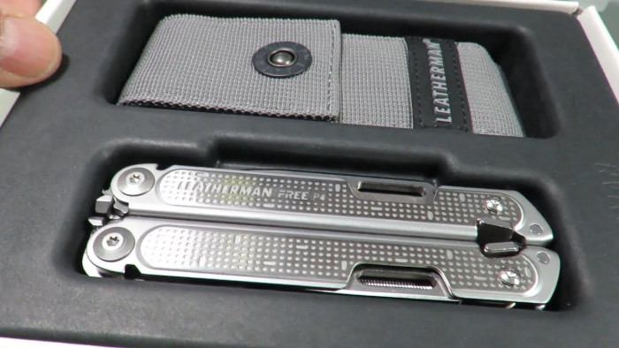 Мультитул Leatherman Free P4 832642, нейлоновий чохол 