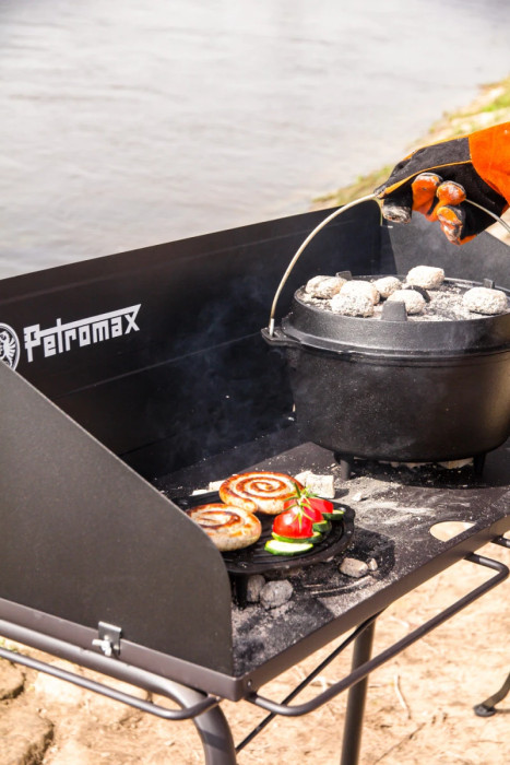 Стіл для жарівні Petromax Dutch Oven Table 90x45 см 