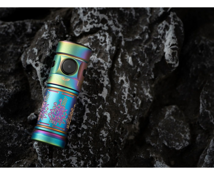 Ліхтар Olight Baton 3 Premium Edition Spring 