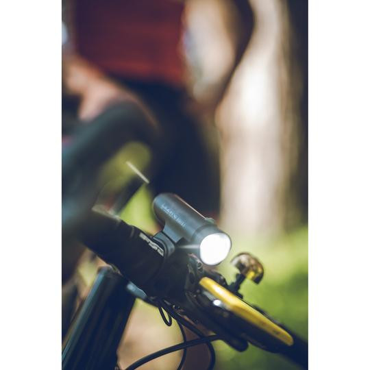 Фара передня Lezyne CLASSIC DRIVE XL 700 люменів Y13 чорний 