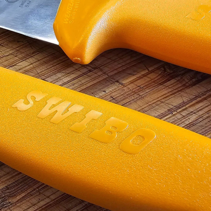 Ніж м'ясника Victorinox SWIBO 21см жовтий 5.8431.21 