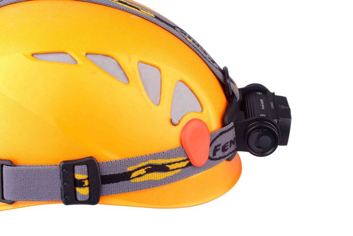 Ліхтар нейтральний білий Світлодіод Fenix HL60R Cree XM-L2 T6 