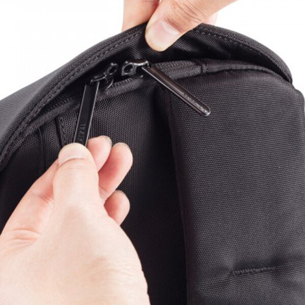 Рюкзак антивор XD Design Bobby Sling Black (P705. 781) 