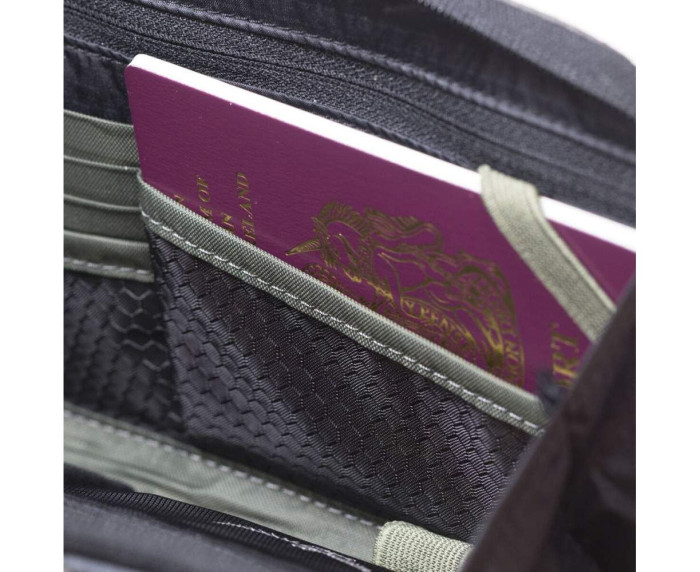 Гаманець Osprey Document Zip Wallet Black-O /S (009.1126) 