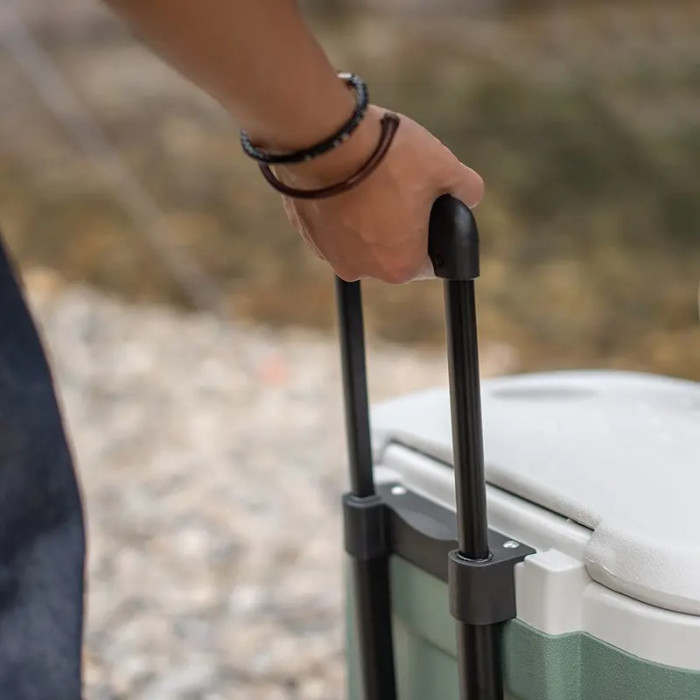 Туристичний холодильник на колесах Naturehike NH20SJ021, зелений, 28 л, поліпропілен 