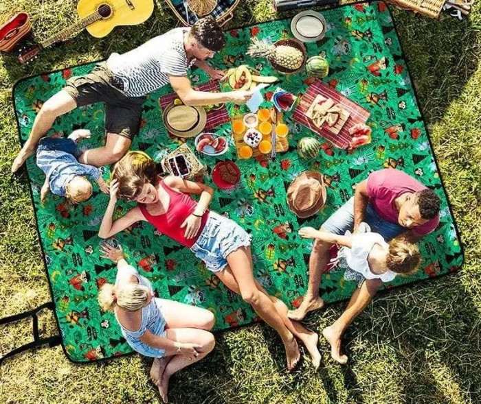 Килимок для пікніка Naturehike C042 200 х 180 см NH19D024-Z green forest 