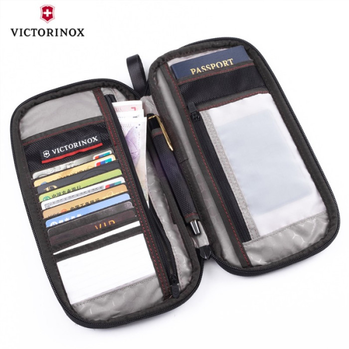 Тревеллер Victorinox Travel Accessories 4.0/Black (Vt311728.01) 