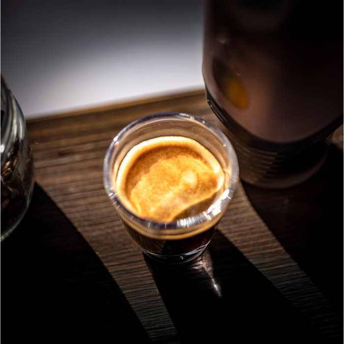 Портативна електрична еспресо-кавоварка Wacaco Pixapresso, електрична, для меленої кави та капсул 