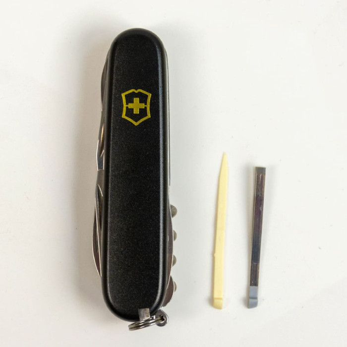 Складаний ніж Victorinox HUNTSMAN MAT чорний матовий лак з жовт.лого 