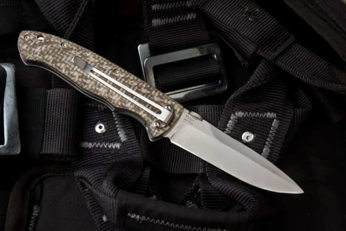 Ніж Kizlyar Supreme Vega сатин, микарта, сталь 440C 