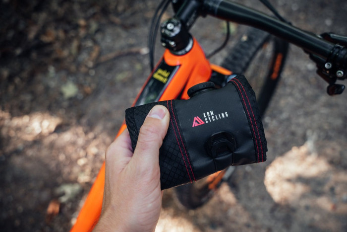 Підсумок для інструменту з кріпленням під сідало KOM Cycling SR02 