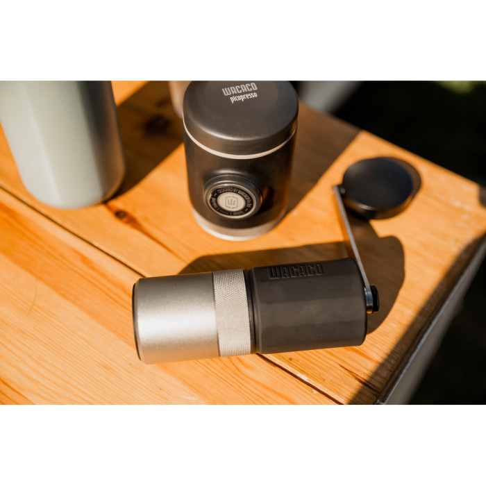 Ручна кавомолка Wacaco Exagrind 