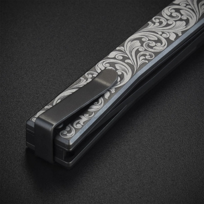 Ніж Ocaso Solstice, Engraved titanium Scroll Pattern, Black 