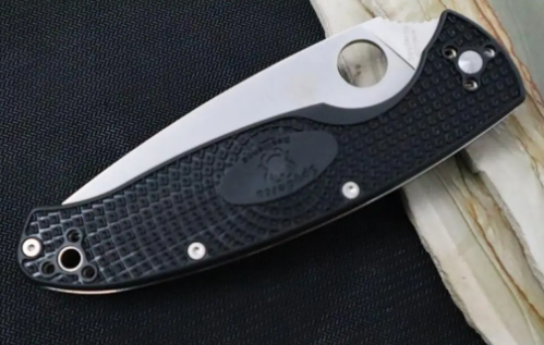 Ніж Spyderco Resilience FRN, полусеррейтор 
