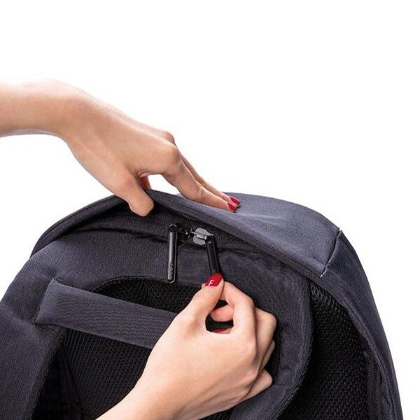 Рюкзак антивор міський XD Design Bobby Compact 14, Zebra (P705. 651) 