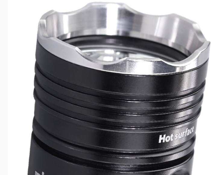 Ліхтар Eagletac TX3L Pro XHP70.2 NW 