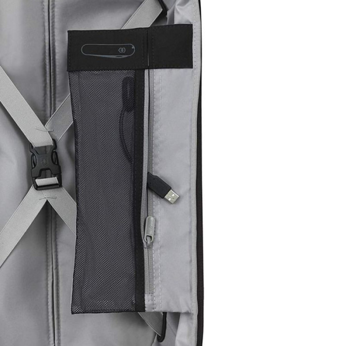 Чемодан на 4 колесах Victorinox Connex Ss/Black S Global 28 л (Vt605647) 