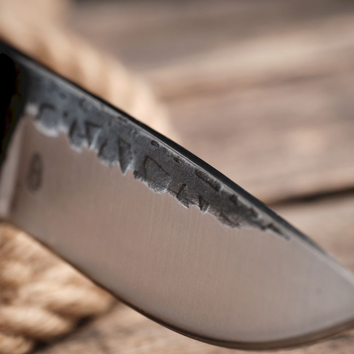 Ніж HX Outdoors D-229, дерево 