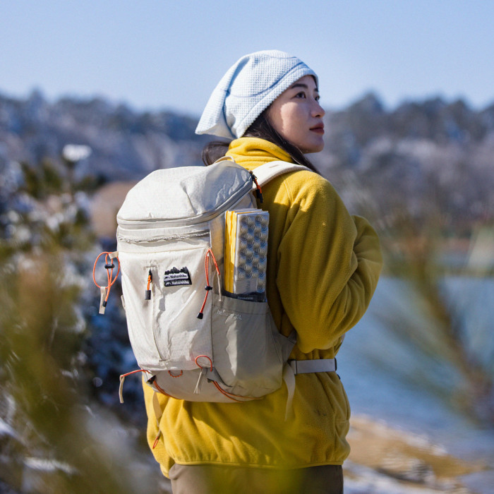 Рюкзак туристичний Naturehike Helium CNK2650XB011, 20 л, хакі