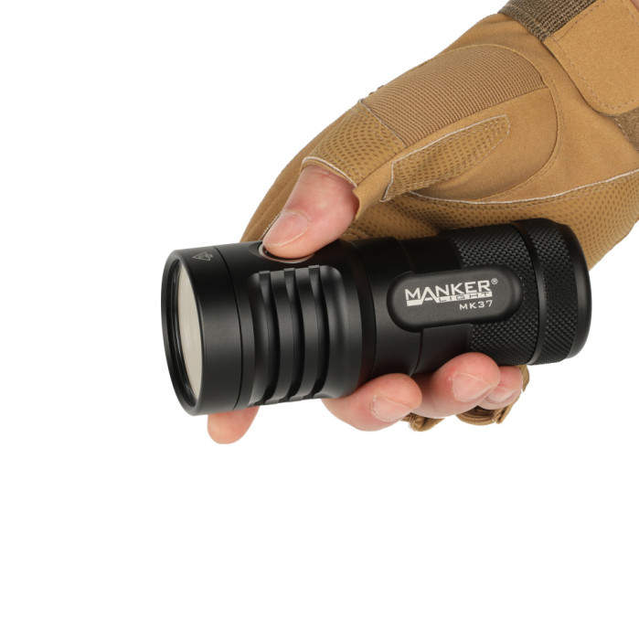 Ліхтар Manker MK37 CW, чорний 
