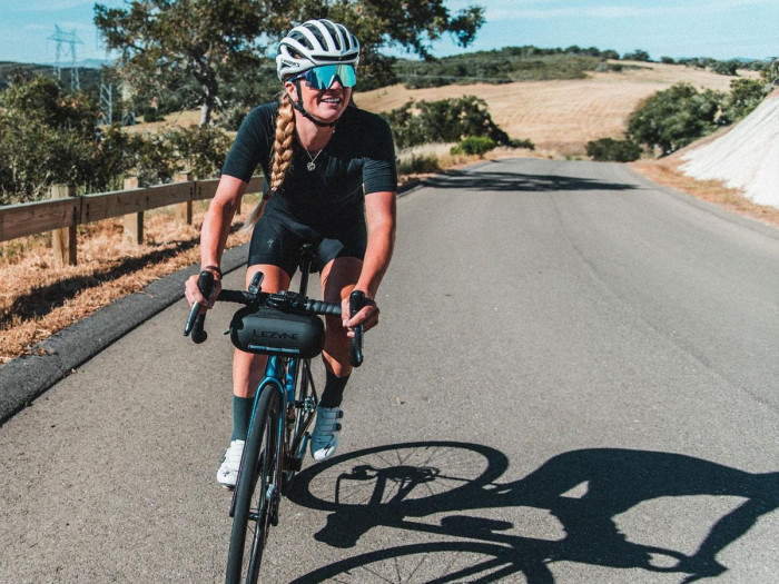 Сумка на кермо Lezyne HARD CADDY 2,2 л Y14 чорна 