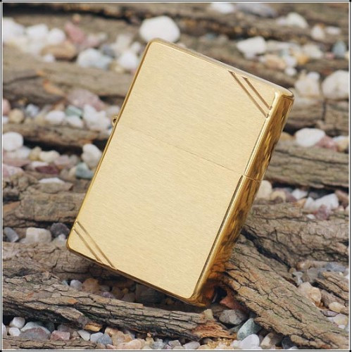 Запальничка Zippo VINTAGE BRUSHED BRASS 240 