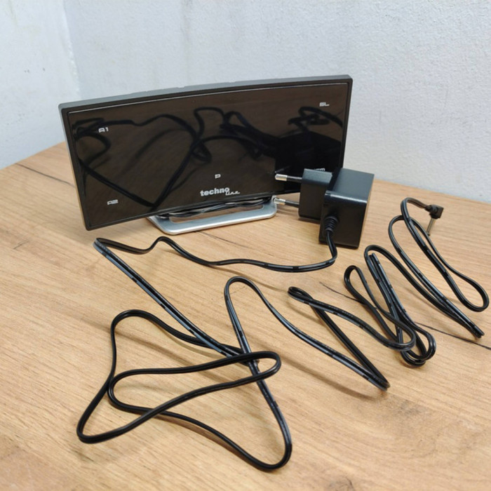 Годинник настільний з радіо Technoline WT460 Blue LED Black/Silver (WT460 blaue LED) 