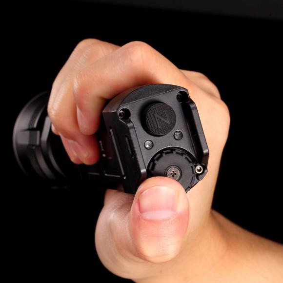 Кишеньковий ліхтар Nitecore P36, 2000 люмен 