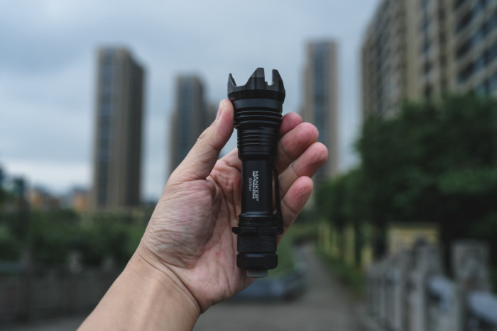 Ліхтар Manker Striker Black bundle, чорний 