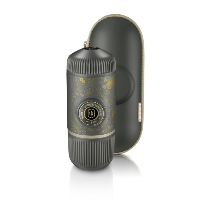 Портативна еспресо-кавоварка Wacaco Nanopresso темно-сіра з чохлом 