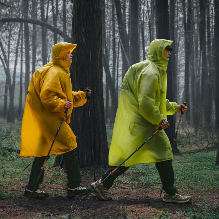 Дощовик-пончо легкий з рукавами Naturehike CNK2620FS011, L, зелений
