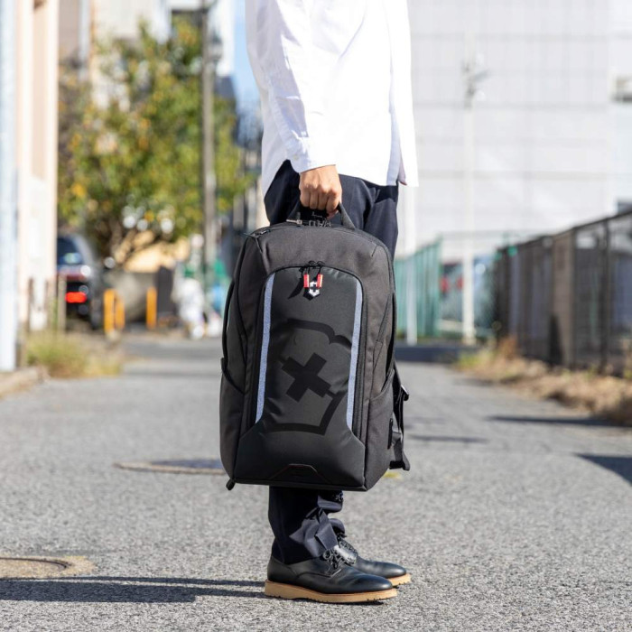 Рюкзак для ноутбука Victorinox TOURING 2.0/Black (Vt612120) 