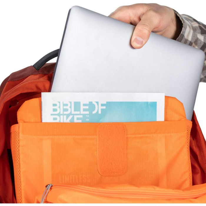 Рюкзак Osprey Radial-чорний 